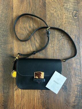 Fossil Women's Lennox Leather Small Flap Crossbody Purse Handbag For Women
